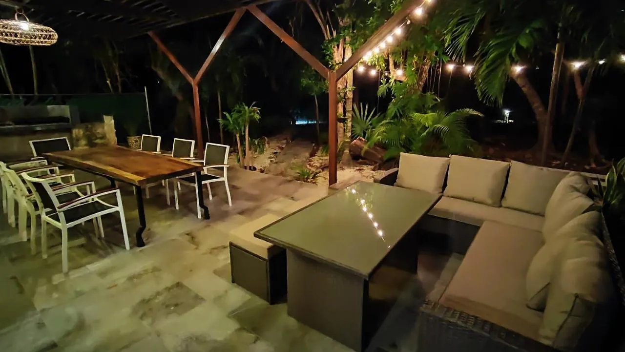 Beautiful House In Playacar 4 Bedrooms With Ac بلايا ديل كارمن 0*,  المكسيك